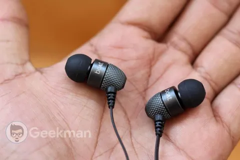 Boat 225 Boat Super Extra Bass Earphones Boat Bassheads 225 Extra