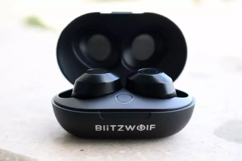 Blitzwolf BW-FYE5 Review | Best True Wireless Earbuds In The Indian ...