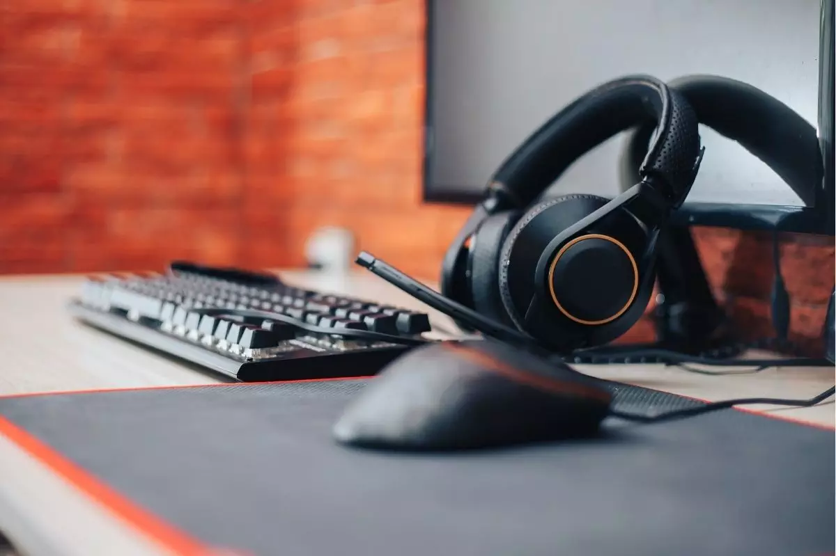 Best Gaming Headphones Under 5000 In India (Jan 2024) | Geekman