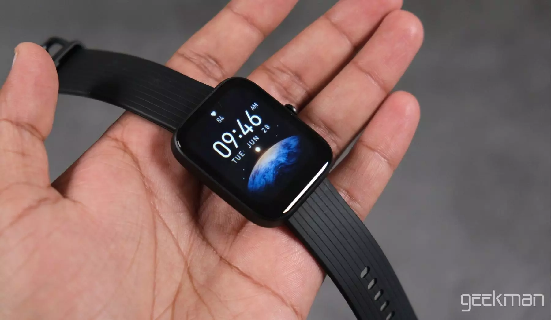 Buy Amazfit Bip 3 Smartwatch (Black) Online At Best Price @ Tata CLiQ