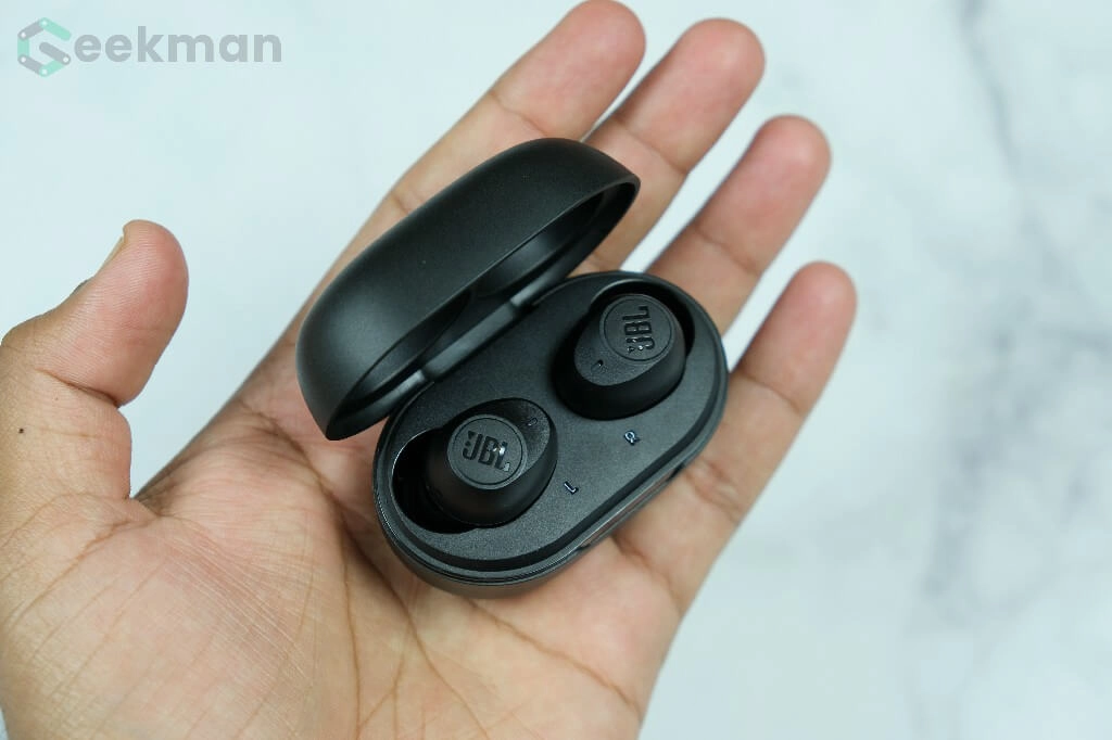 JBL C115 TWS Earbuds Review | Best True Wireless Earbuds Under 5000 Rs?
