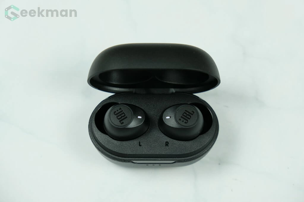 JBL C115 TWS Earbuds Review | Best True Wireless Earbuds Under 5000 Rs?