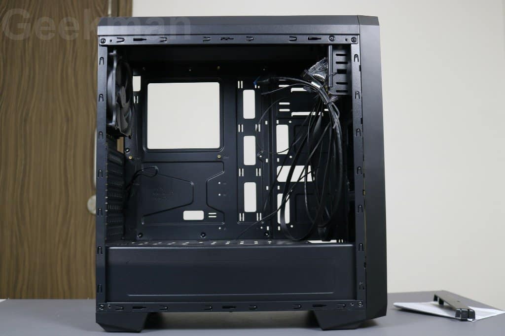 Antec NX200 Review, Pros & Cons | Best Budget RGB Gaming PC Cabinet 8 Antec NX200 inside