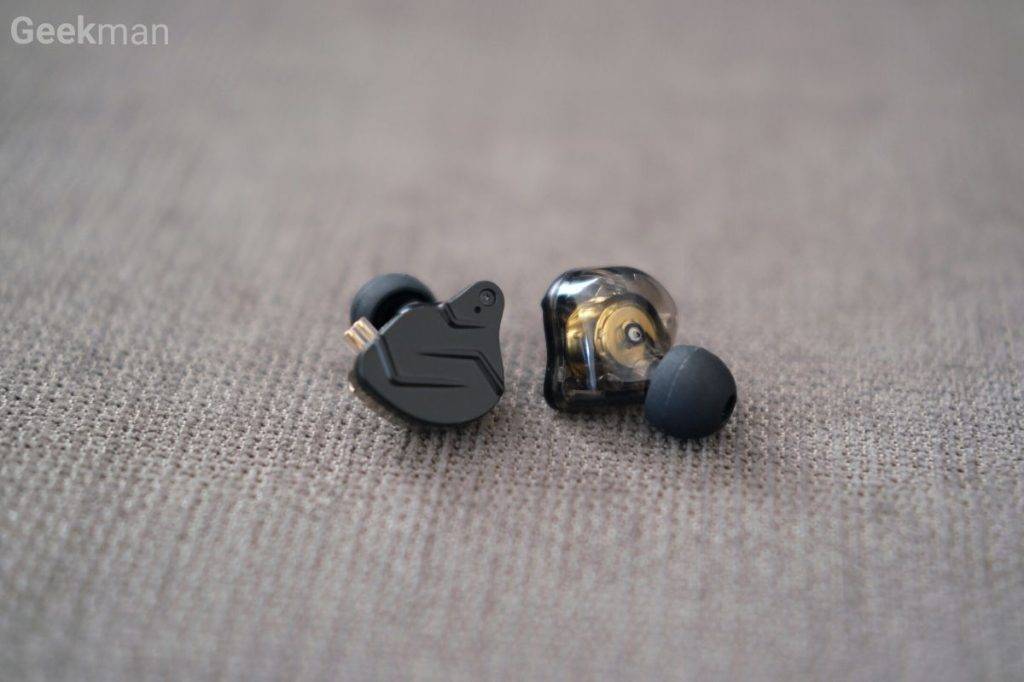 KZ ZSN Pro X Review: Best Budget Audiophile Earphones 4 KZ ZSN Pro X design and build