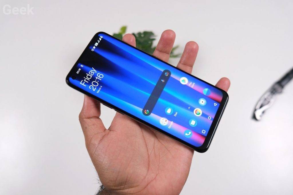 Oneplus Nord CE 2 5G design and build