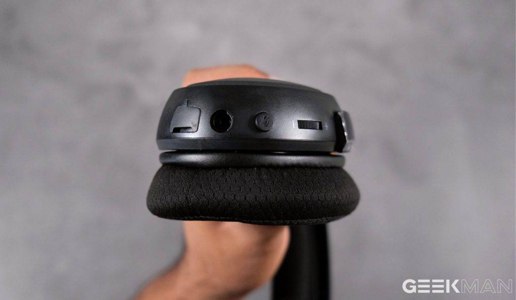 Cooler Master MH630 Gaming Headphones Review - Geekman 6 Cooler Master MH630 design